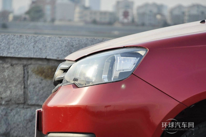 2013款 1.5L 手動標(biāo)準(zhǔn)型 國IV