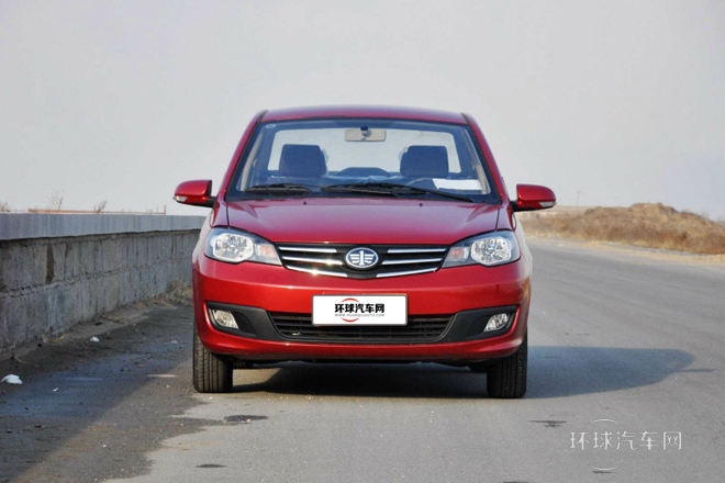 2013款 1.5L 手動(dòng)標(biāo)準(zhǔn)型 國IV