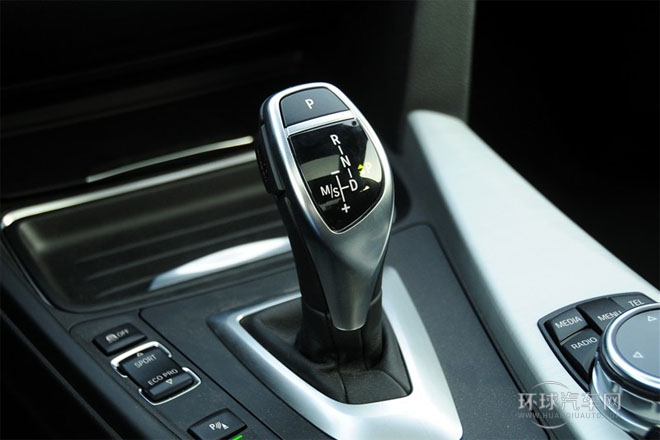 2014款 435i xDrive運(yùn)動設(shè)計套裝