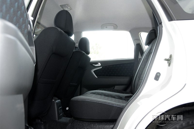 2014款 兩廂 1.4L 手動(dòng)暢想型