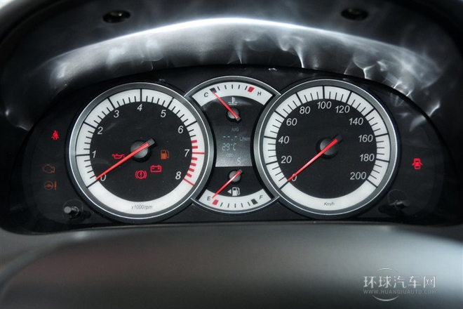 2014款 兩廂 1.4L 手動(dòng)暢想型