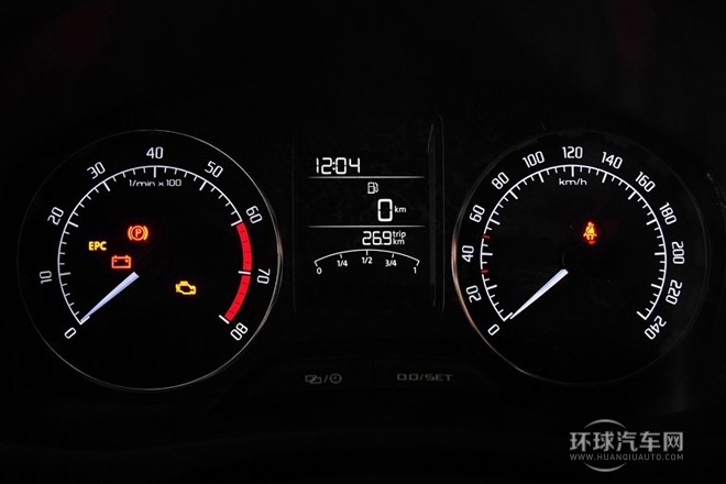 2013款 1.6L 手動(dòng)Sport版