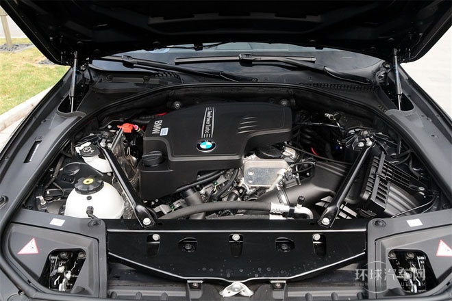2014款 528i xDrive 設(shè)計套裝型