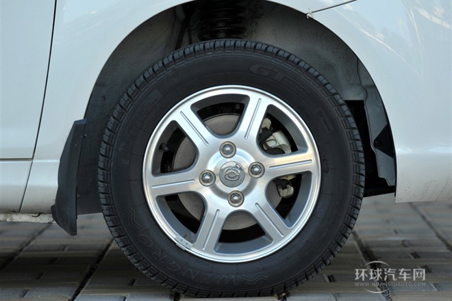 2010款 1.0L 進(jìn)取型
