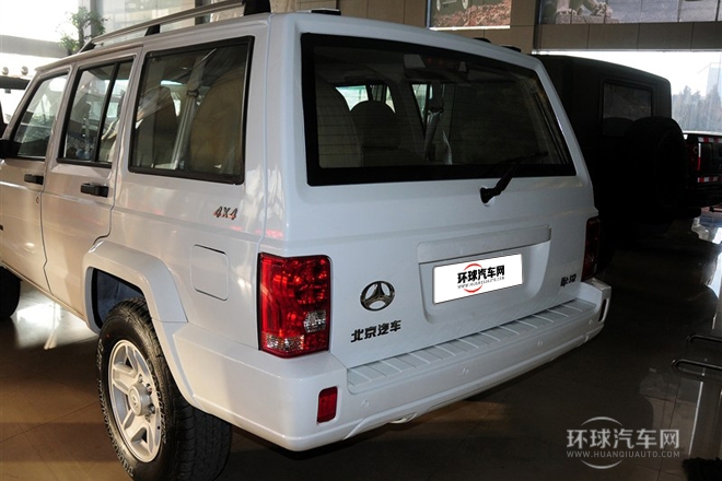 2011款 2.2L 四驅(qū)豪華型