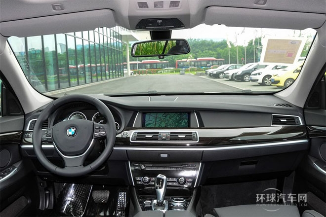 2014款 528i 設(shè)計套裝型