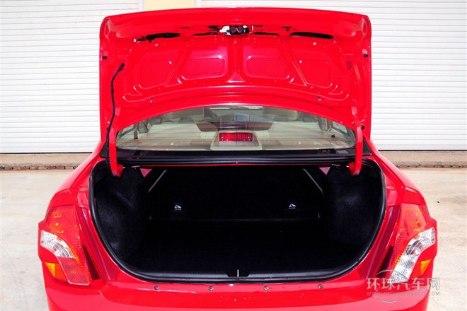 2011款 1.3L 手動豪華型