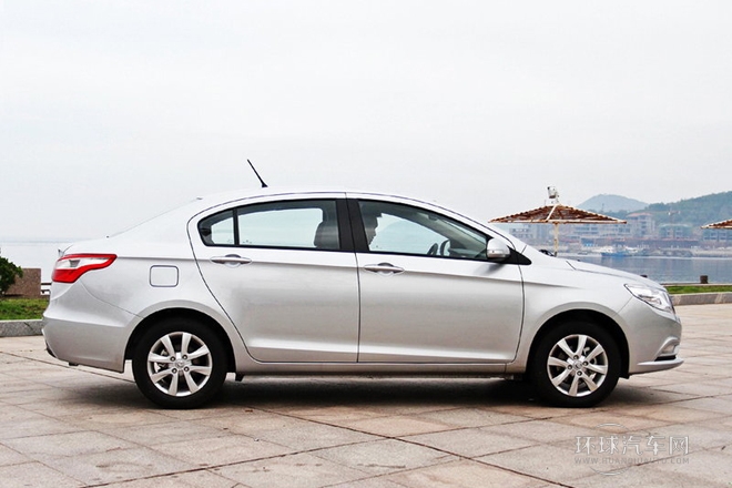 2014款 1.5L 手動(dòng)智驅(qū)尊尚型
