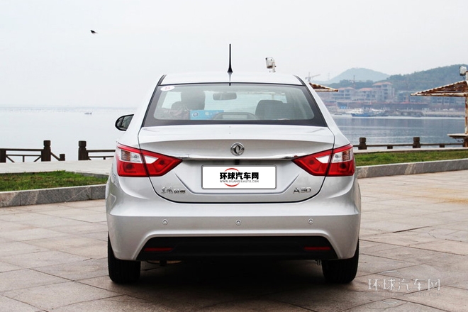 2014款 1.5L 手動(dòng)智驅(qū)尊尚型