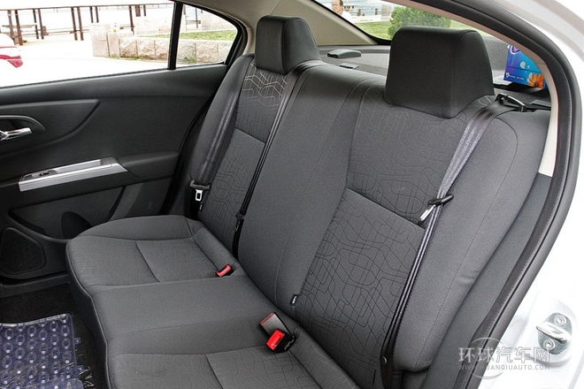 2014款 1.5L 手動智驅尊尚型
