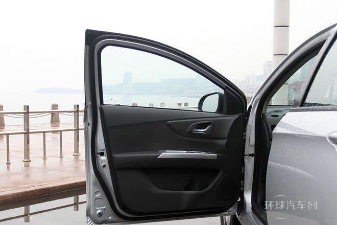 2014款 1.5L 手動(dòng)智驅(qū)尊尚型