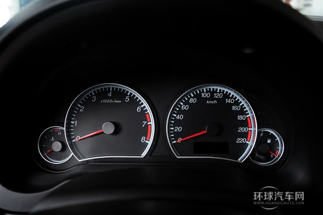 2013款 兩廂 1.6L 手動(dòng)風(fēng)尚版