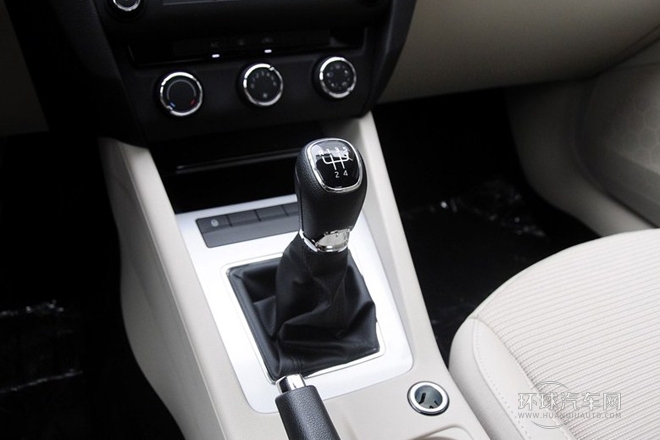2015款 1.6L 手動(dòng)逸杰版