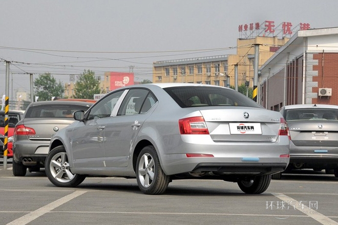 2015款 1.6L 手動(dòng)逸俊版