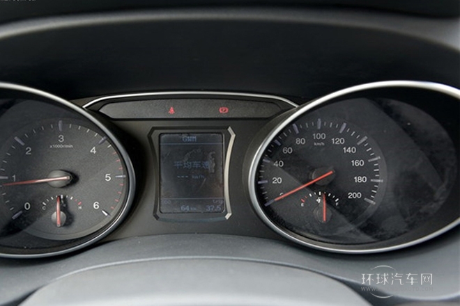 2014款 2.0T兩驅(qū)領(lǐng)航型4D20B