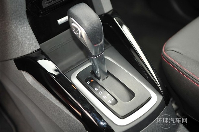 2013款 1.5L 自動(dòng)尊貴型