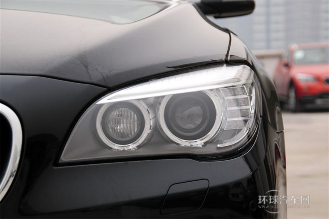 2013款 740Li 領(lǐng)先型