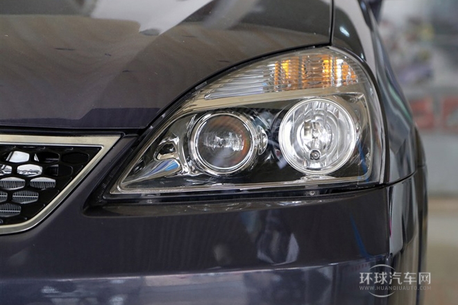 2013款 兩廂 1.4L 手動標(biāo)準(zhǔn)型
