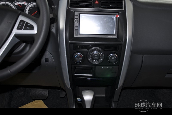 2014款 兩廂 1.5L 自動(dòng)理想型