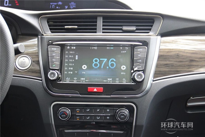 2013款 1.5T 手動(dòng)尊貴型