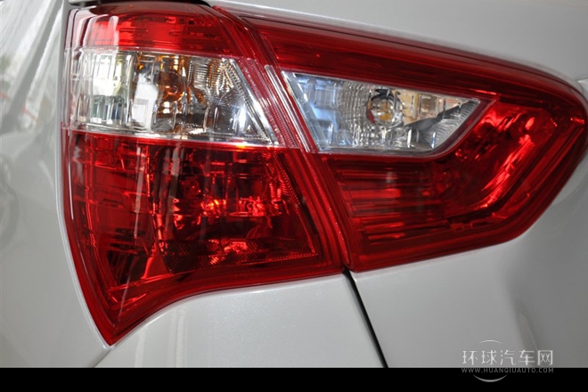 2014款 三廂 1.5L 自動(dòng)暢想型