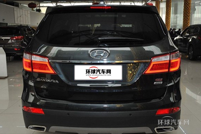 2013款 3.0L 6座棕色內(nèi)飾旗艦版