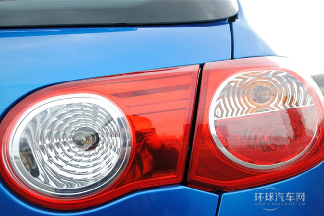 2012款 1.4L 手動(dòng)舒適型