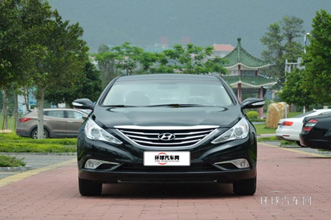 2014款 2.4L 自動領(lǐng)先版 國IV