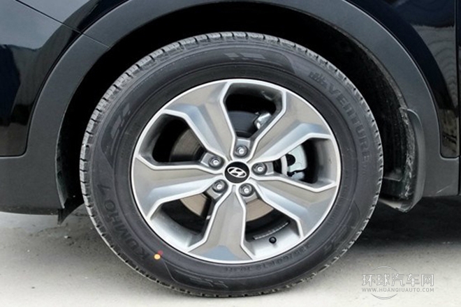 2013款 2.2T 6座舒適版
