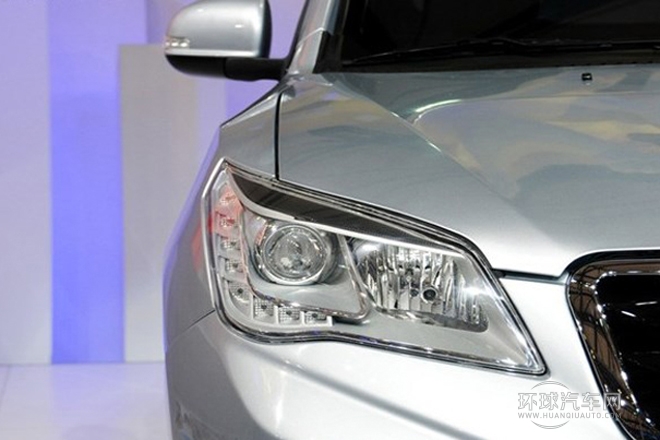 2013款 經(jīng)典版 2.0L 兩驅(qū)標準型
