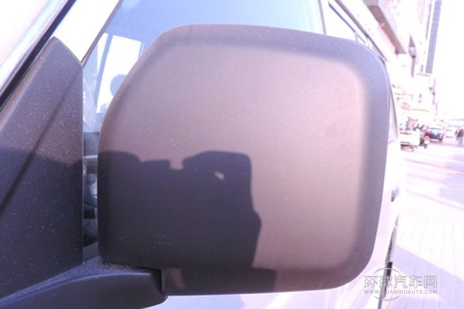 2013款 2.2L 手動兩驅(qū)標(biāo)準(zhǔn)型