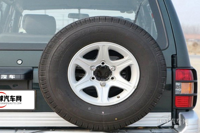 2013款 2.2L 手動四驅(qū)標準型