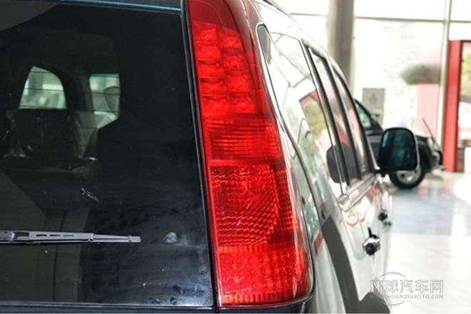 2014款 2.4L 兩驅(qū)舒適型