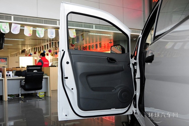 2013款 改款 1.5L 手動舒適型7座 國V
