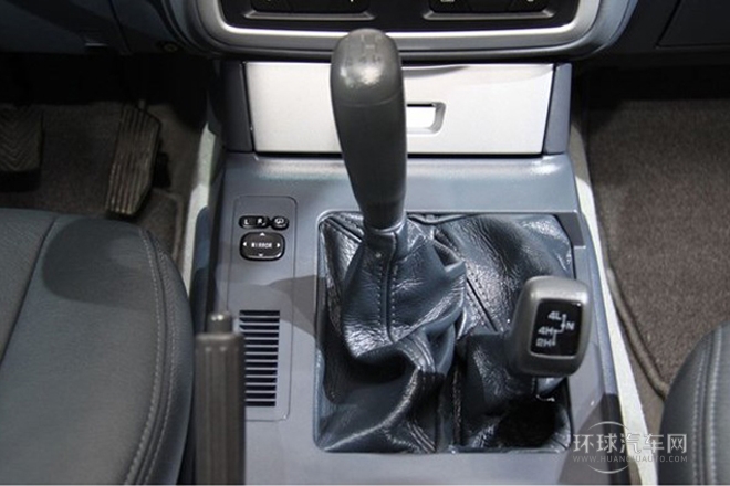 2014款 2.4L 四驅(qū)舒適型