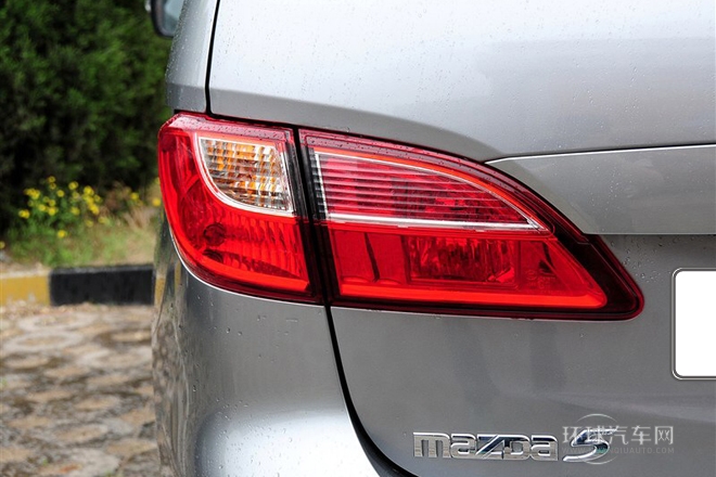 2013款 2.0L 手動(dòng)舒適型