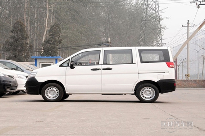 2013款 改款 1.5L 手動(dòng)標(biāo)準(zhǔn)型5座 國(guó)IV