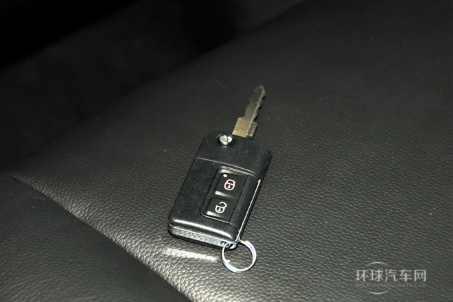 2013款 2.0L 手動(dòng)智能領(lǐng)航型