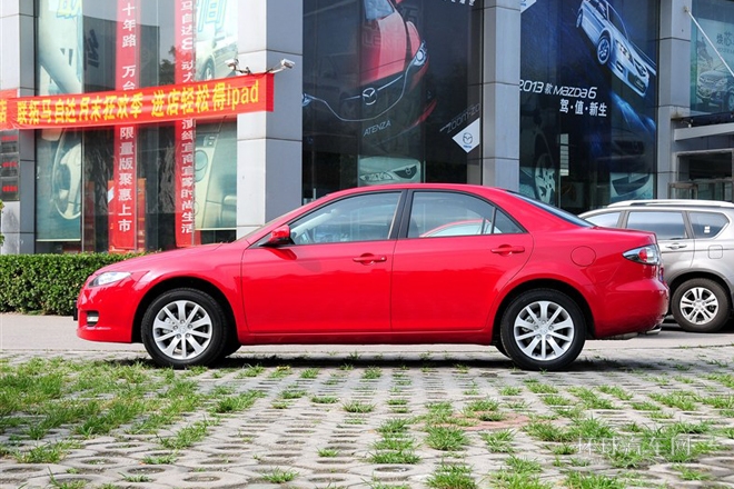 2013款 2.0L 自動(dòng)超豪華型