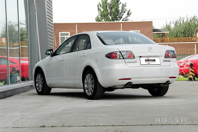 2013款 2.0L 自動(dòng)時(shí)尚型