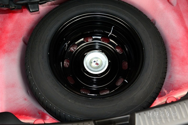 2014款 2.0L 自動(dòng)經(jīng)典型