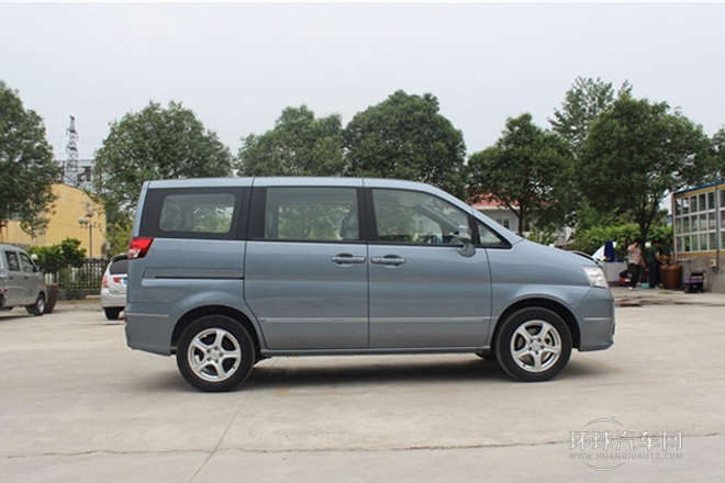 2011款 1.6L 手動(dòng)豪華型7座