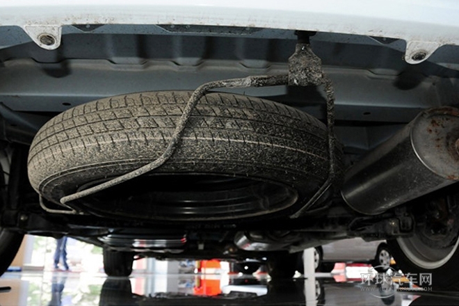2011款 2.0L 手動(dòng)舒適型7座