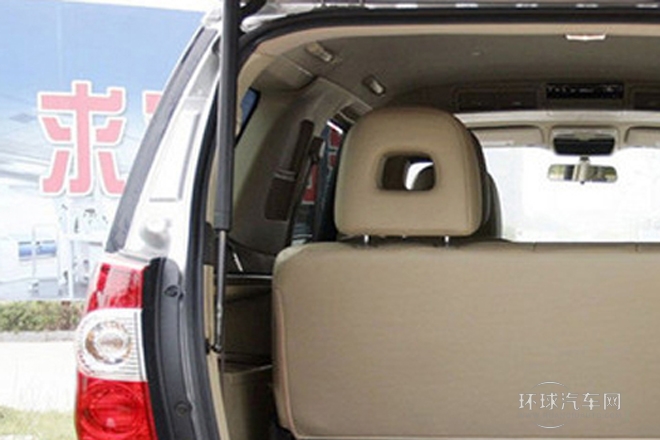 2011款 2.0L 手動(dòng)豪華型7座