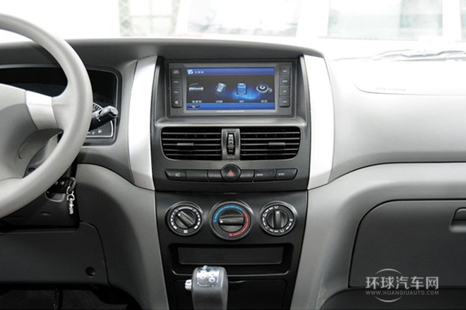 2011款 2.0L 手動豪華型7座