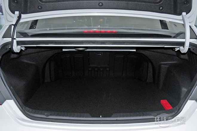 2014款 2.4L 自動(dòng)領(lǐng)先版 國V