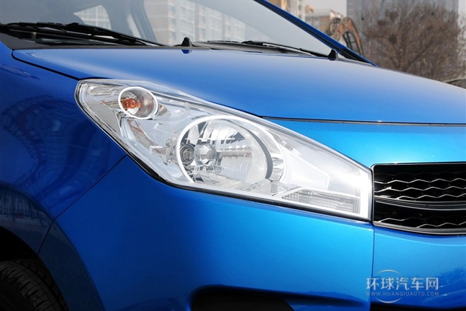 2013款 1.0L 手動(dòng)舒適型