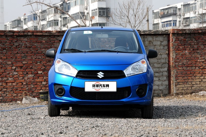 2013款 1.0L 手動(dòng)舒適型