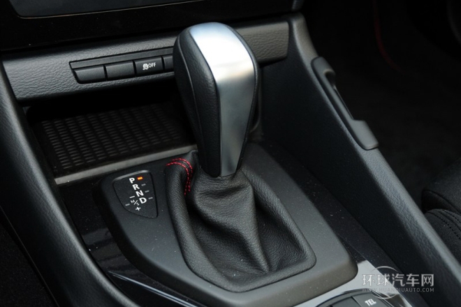 2013款 sDrive18i 運(yùn)動(dòng)設(shè)計(jì)套裝