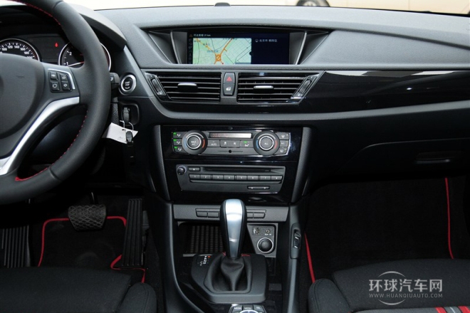 2013款 sDrive18i 運(yùn)動(dòng)設(shè)計(jì)套裝